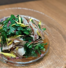 春菊と豚バラ肉の梅酢サラダ