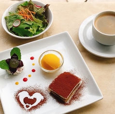 平日ドルチェセット1800円（税込）