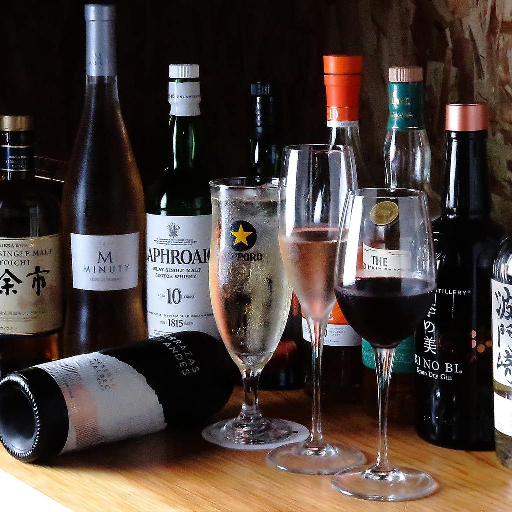 お肉に合うワインを厳選しております。