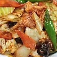 回鍋肉/青椒肉絲/四川風鶏肉/ニラレバー炒め/ニンニクの芽と豚肉炒め/砂肝の黒胡椒炒め 各