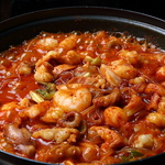 ボリューミーなナッコプセやチーズタッカルビ、タッカンマリなどご用意しております！