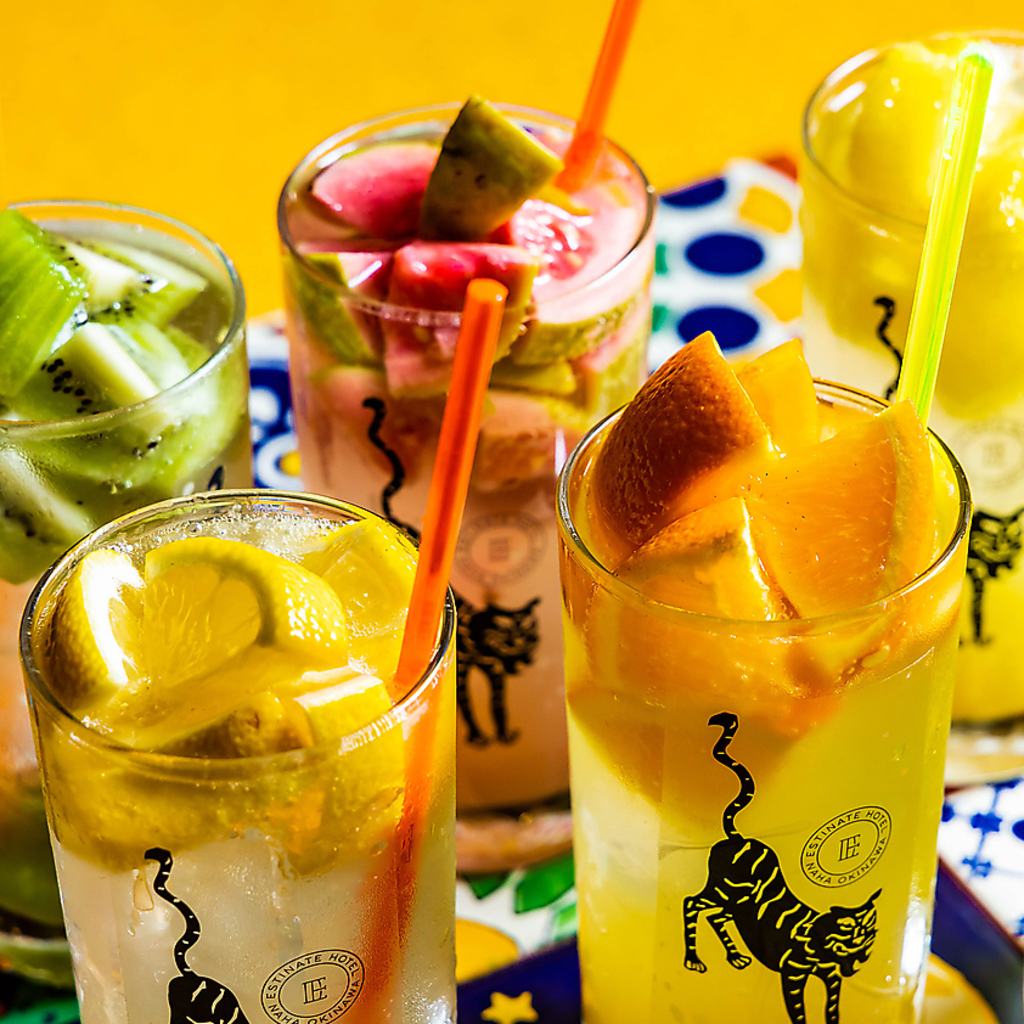 オリジナルフルーツサワーやカクテルの数々...ノンアルコールカクテルも豊富にご用意◎