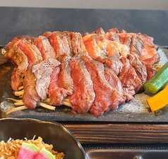 お肉屋直営！溶岩ステーキ専門店★