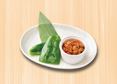 パリパリピーマンの香ばし七味そぼろ添え