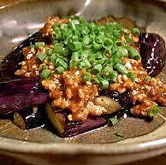 豚角煮と煮玉子/茄子肉みそ炒め 各