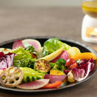 世界中の旬食材をお好みで選んで、即興料理を楽しむ