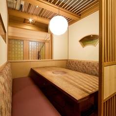 お手軽ランチから法事や接待、会社のお集まりやご友人同士の女子会にもご利用いただけます。少人数からの御利用も可能ですので、お気軽にご相談ください。