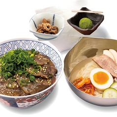 牛たん丼(旨塩だれ)と牛たん盛岡冷麺(小)セット