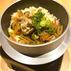 鶏と金平ゴボウの釜飯