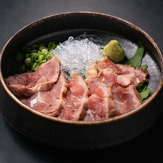 地鶏のもも刺し