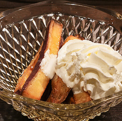 さつまいもスティック~はちみつとホイップ添え~
