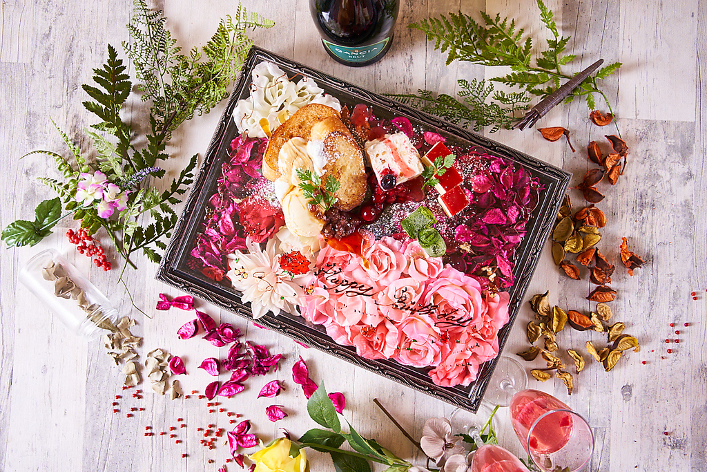 【記念日プレート】和牛と牛タンの肉割烹 あそばれ 新宿東口店