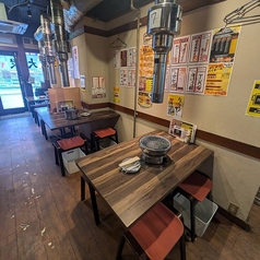 焼肉×ホルモン×居酒屋 金町肉流通センターの雰囲気2