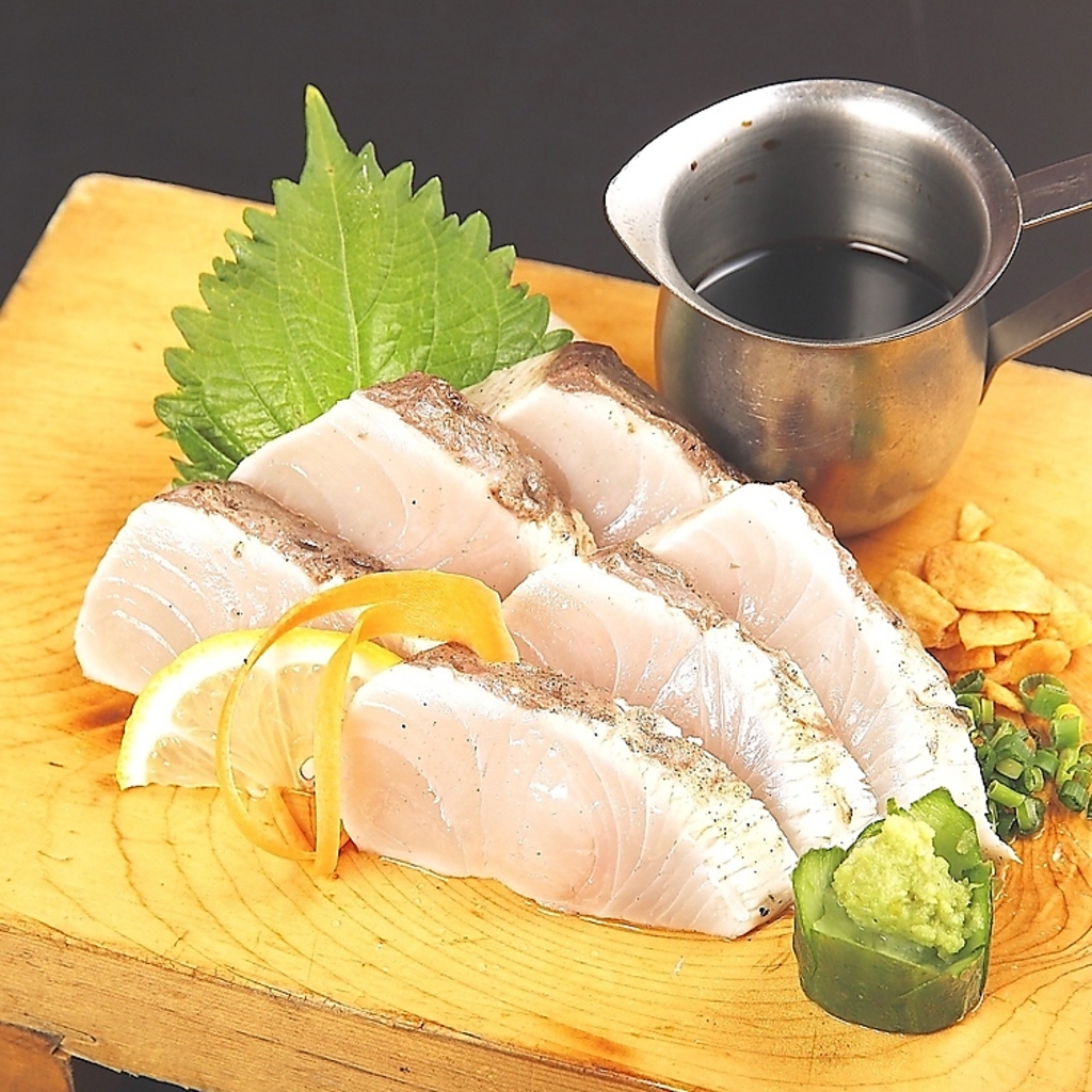 勘八のお造りは時期によりブリになります！旬で新鮮でお造りをご提供します！