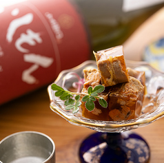 旬の食材や季節の野菜をふんだんに使用した料理は絶品