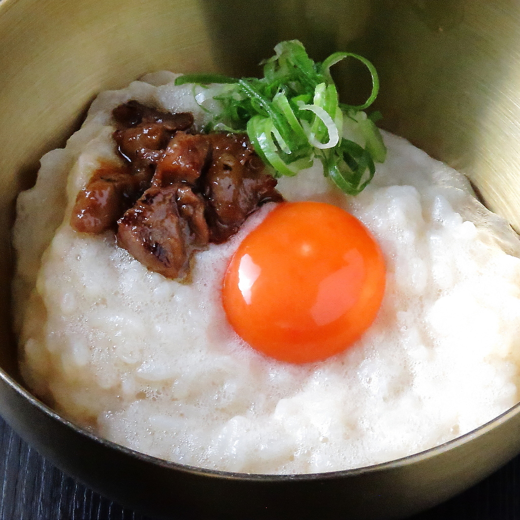 究極の卵かけご飯はお肉とマッチします♪