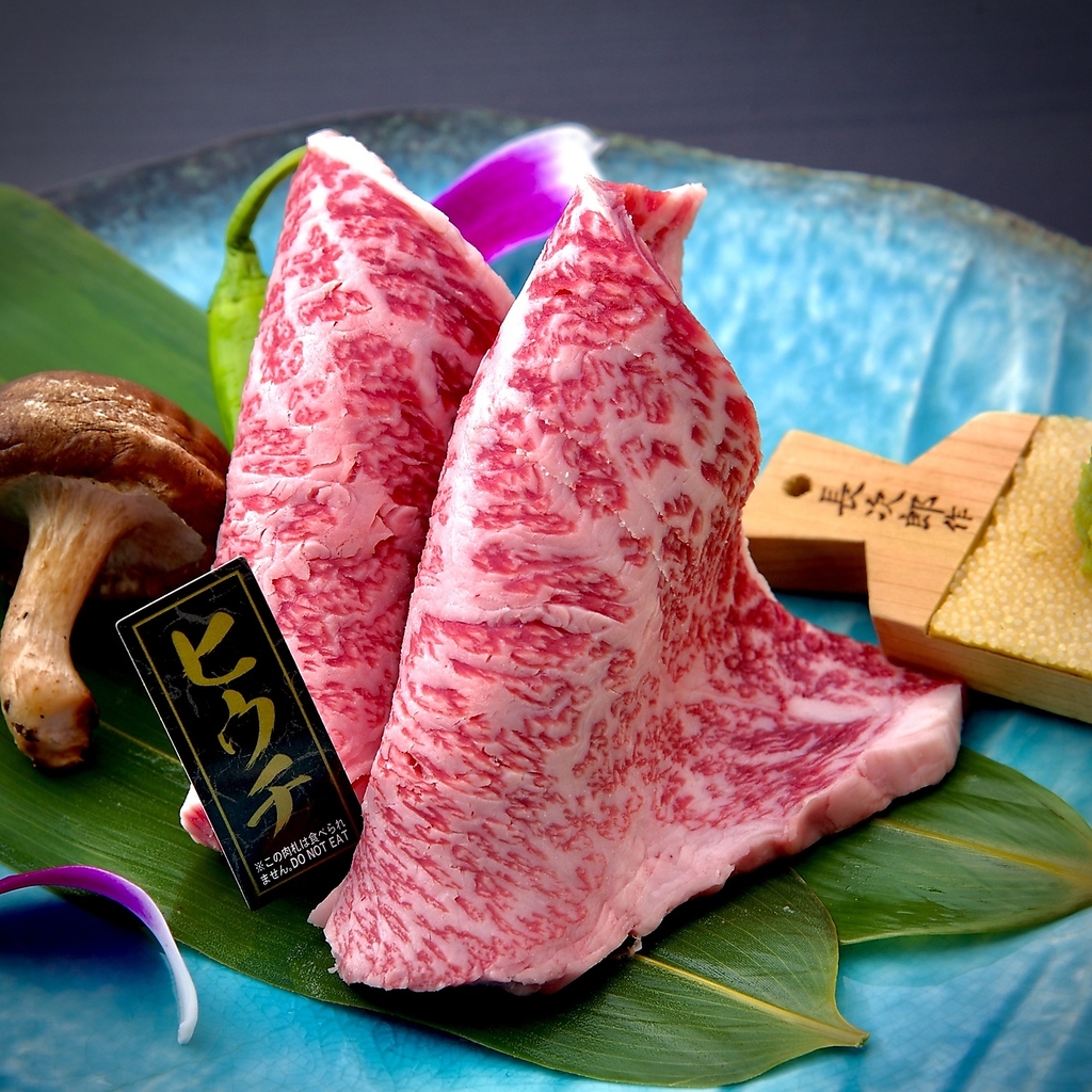 厳選されたこだわりの黒毛和牛などの上質牛を心行くまで ご堪能ください。