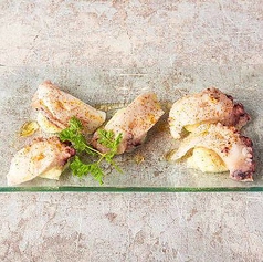 タコのガリシア風～マッシュポテト添え