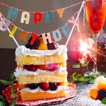 誕生日・記念日のお祝いには、SNS映え抜群の『ネイキッドケーキ』がオススメ♪お得なクーポンも◎
