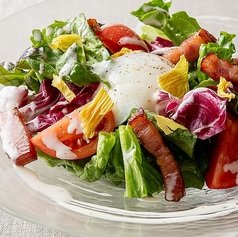 シーザーサラダ ベーコンとフルーツとまと