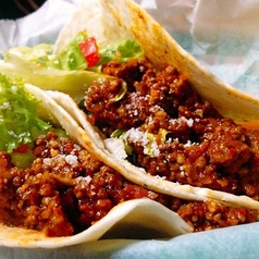 スパイシーミートタコス