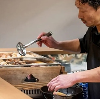 熟練の技と丁寧な手仕事が織りなす、滋味深い旨みの極み