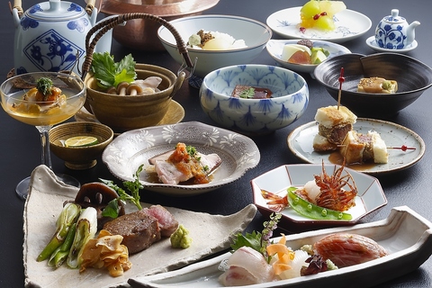 平日限定 オープン8週年 日本料理桃山とコラボメニュー「鉄板会席」