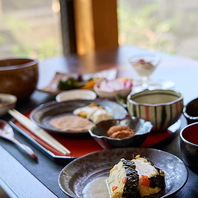 ゆったりとした空間の中で贅沢な時間と極上ランチ