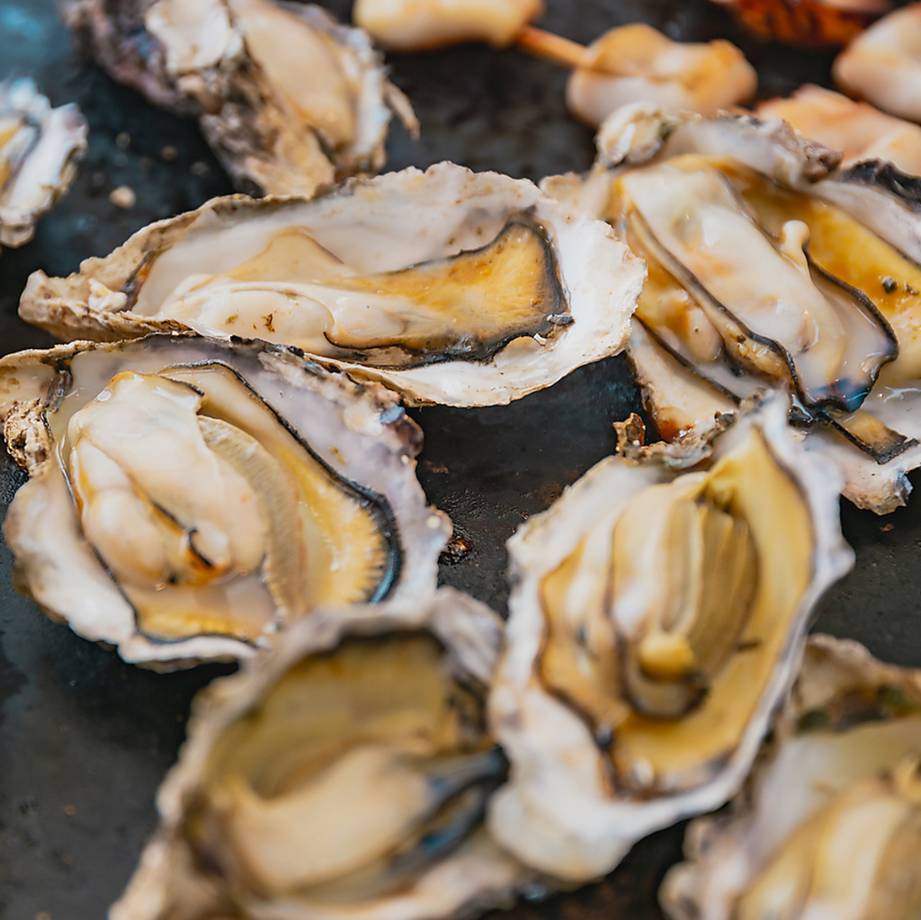 焼き牡蠣、蒸し牡蠣を思う存分！