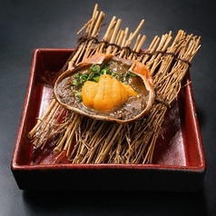 蟹味噌甲羅焼きウニ乗せ