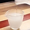 注ぐと凍る！不思議なみぞれ酒★ぺろっと飲めちゃいます！