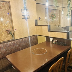 1階テーブル席D