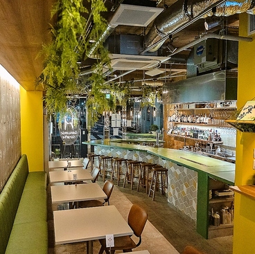 Genomic Giraffe ジェノミック ジラフの雰囲気1