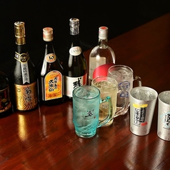 豊富なドリンク飲み放題は2時間1628円(税込)でお得♪