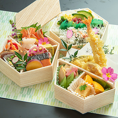 楓(かえで)　三段弁当