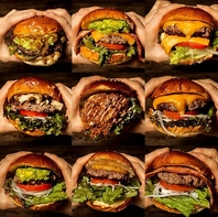 累計販売食数11万食を誇るハンバーガーの数々