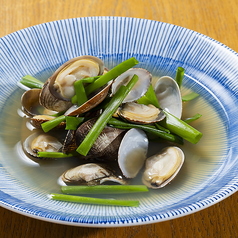 ねぎと浅利の“八鹿”蒸し