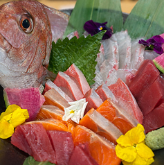 新鮮な海鮮を一度に堪能できる「ゆかり」