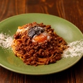 料理メニュー写真 pasta　トリュフと温泉卵の和牛ボロネーゼ