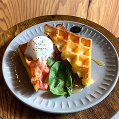 ベーコンエッグワッフル