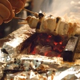 串を焼き上げるのに使うのは備長炭！こんがりふっくらの串を焼き上げるには不可欠です！