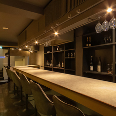 一人飲み、ひとりランチ、友人との飲み、２件目利用などに最適です。