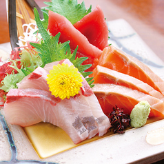 本日の鮮魚のお刺身