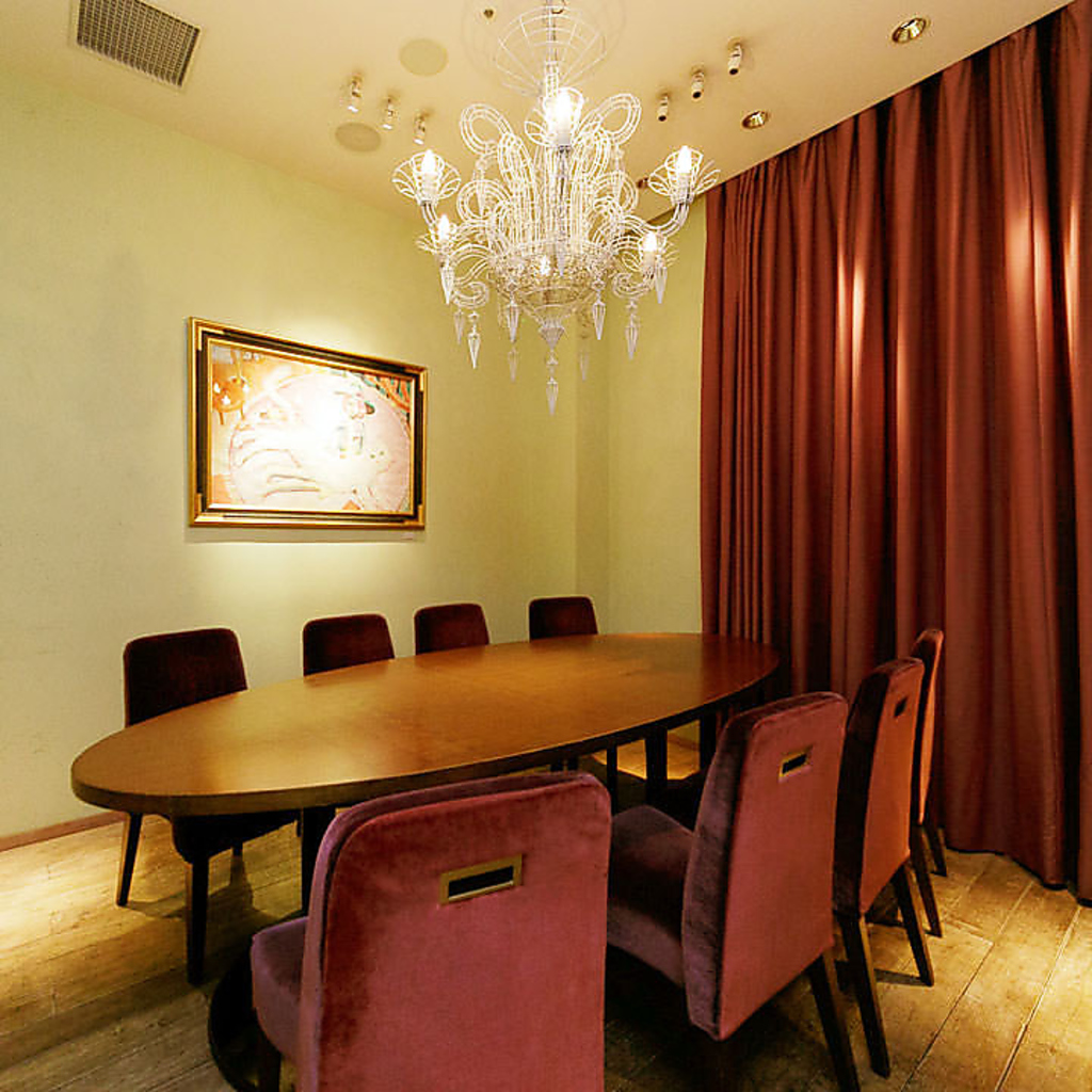 お洒落な空間で・・・女子会、デート、誕生日、記念日にもぴったり。