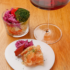 親鶏の生ハムとチーズ漬