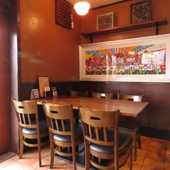 グループ利用に便利な6人席あります♪