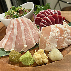 鶏刺し 4種盛り