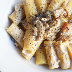 ボリューム満点ランチ♪お得なセットもご用意してます◎