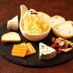 チーズの盛り合わせ