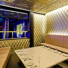 R3 VIP LOUNGE アールスリーヴィップラウンジの雰囲気3